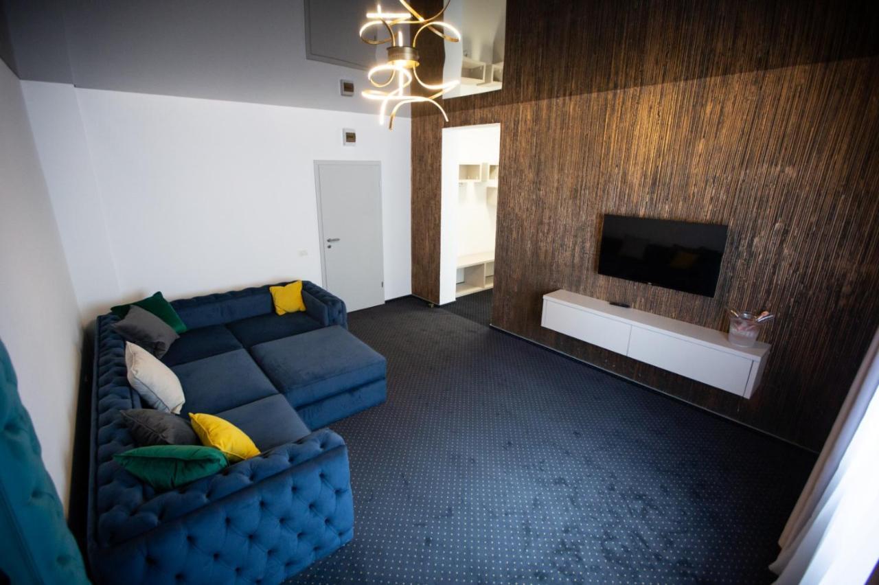 מלון Târgu Jiu Renato House מראה חיצוני תמונה
