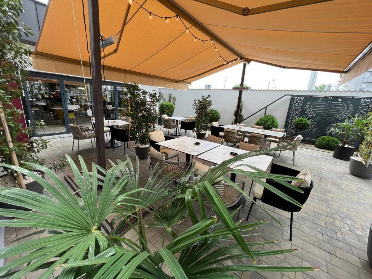 מלון Târgu Jiu Renato House מראה חיצוני תמונה